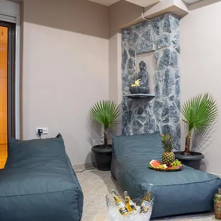 דירה Argy Jacuzzi Suites