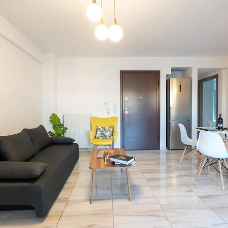 Argy Jacuzzi Suites דירה