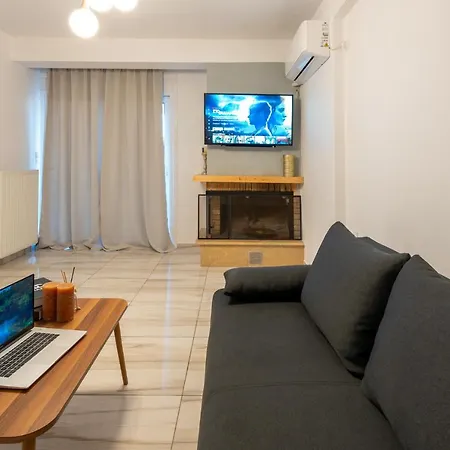 Argy Jacuzzi Suites * Chalkís