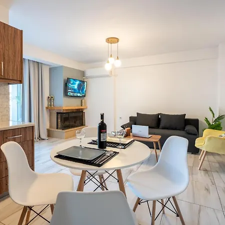 Argy Jacuzzi Suites Chalkís