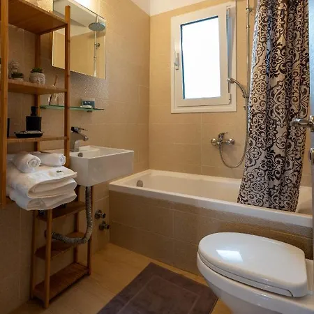 דירה Argy Jacuzzi Suites